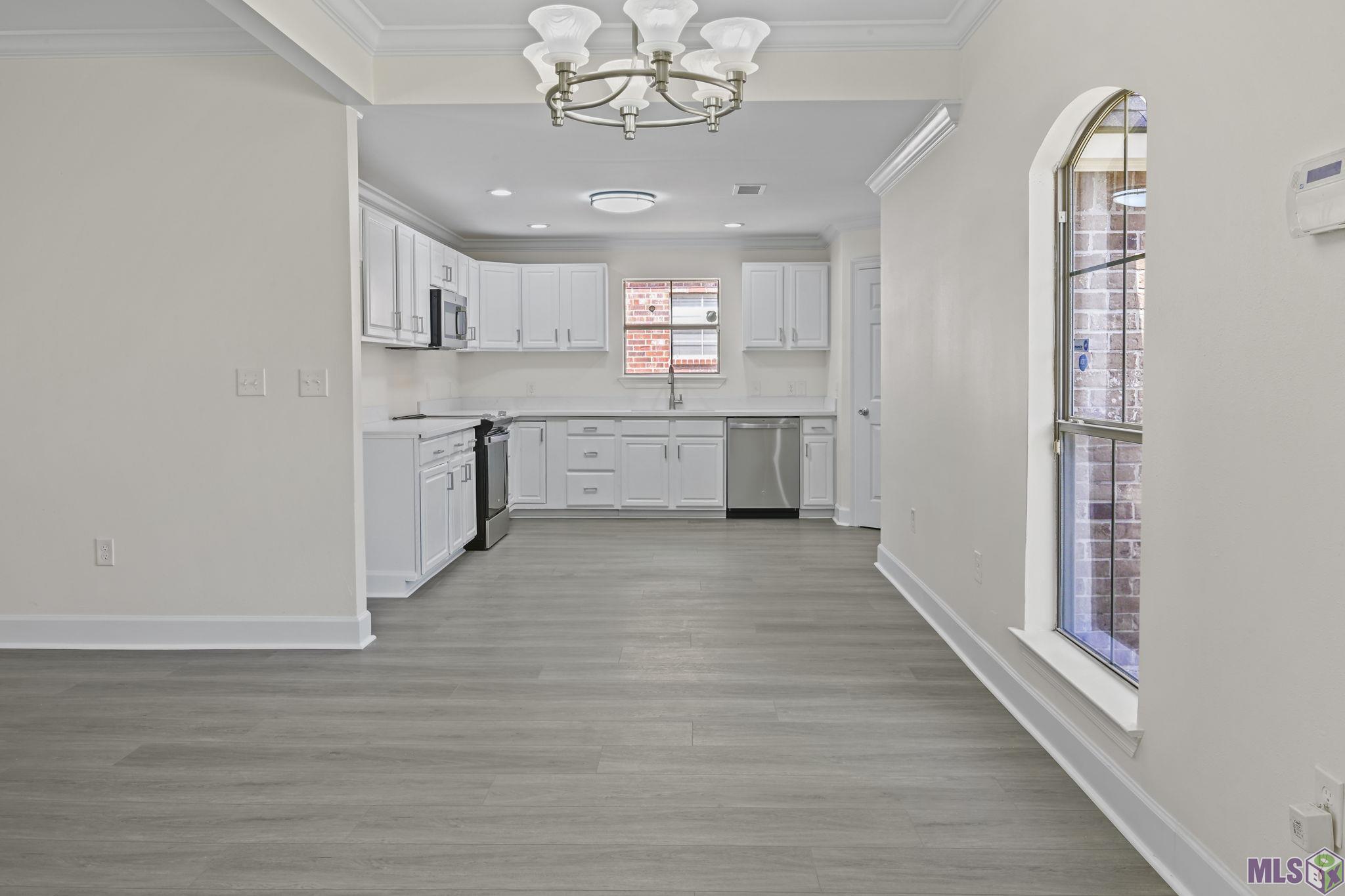 9271 Breeden Drive Baton Rouge, LA 70811 - Photo 6 of 15
