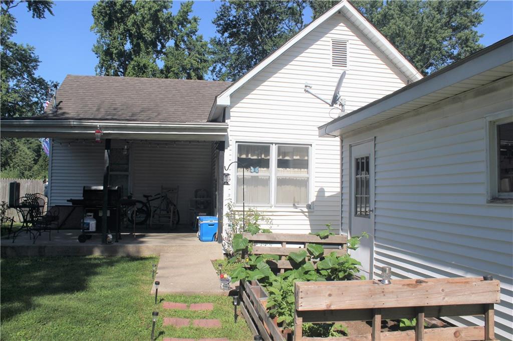 257 Main Street Rosedale, IN 47874 - Photo 4 of 7
