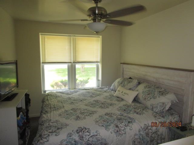 2425 North Drive Fenton, MI 48430 - Photo 7 of 10