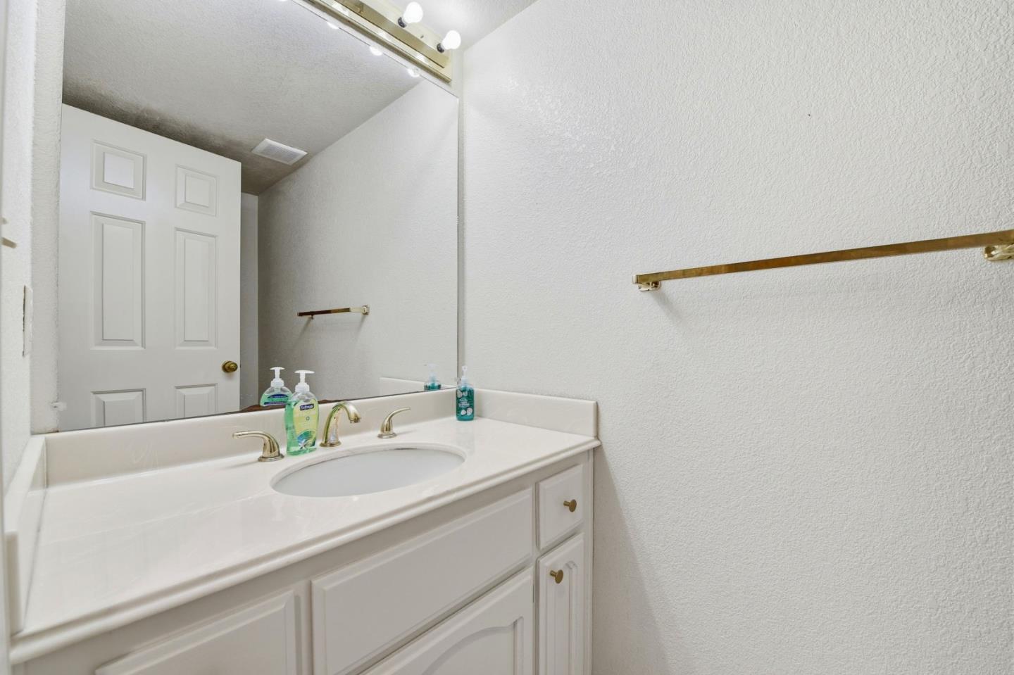 2291 Farmcrest Street Milpitas, CA 95035 - Photo 28 of 36