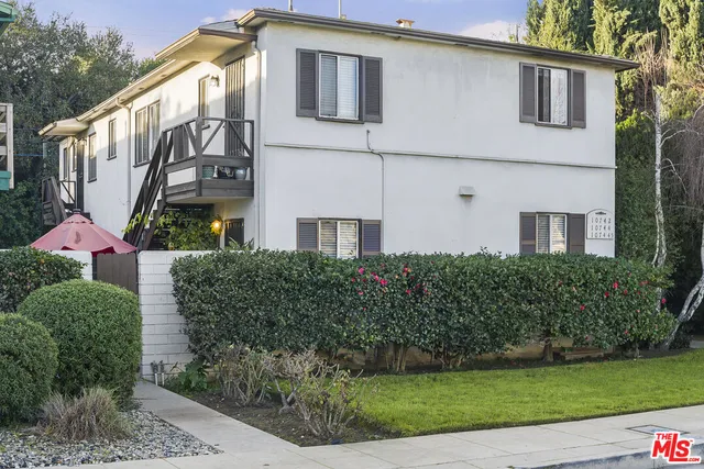 $1,190,000 | 10742 Sarah Street, Toluca Lake, CA 91602
