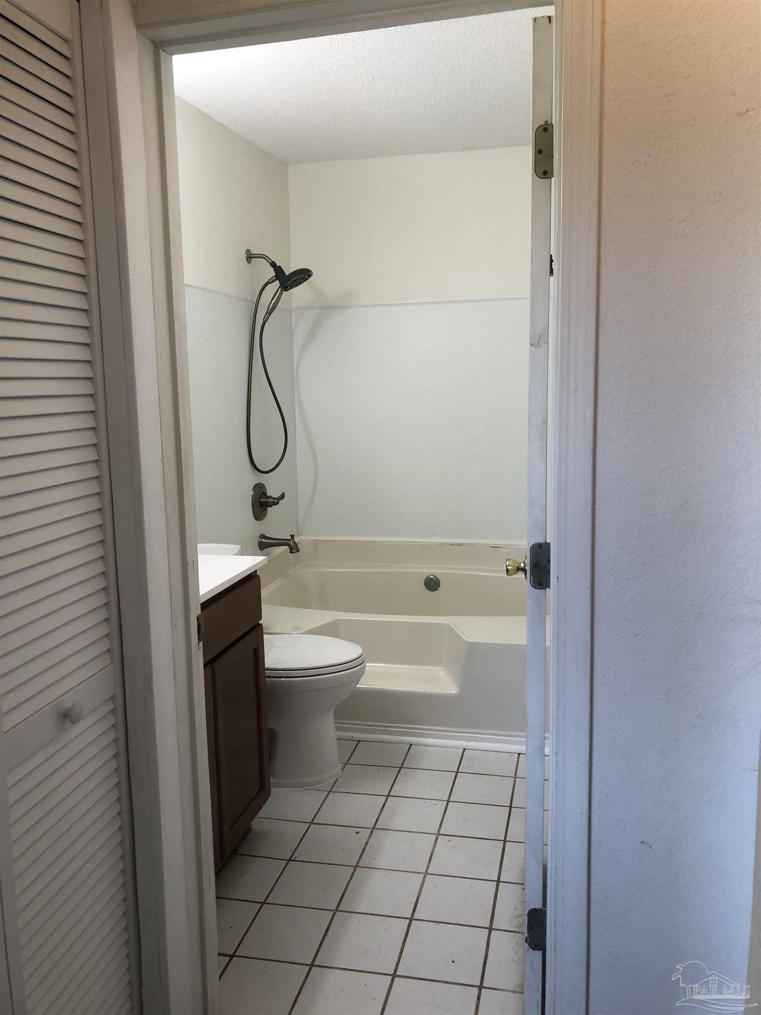 6307 Hogan Road Pensacola, FL 32526 - Photo 16 of 33 Gallery Image 16