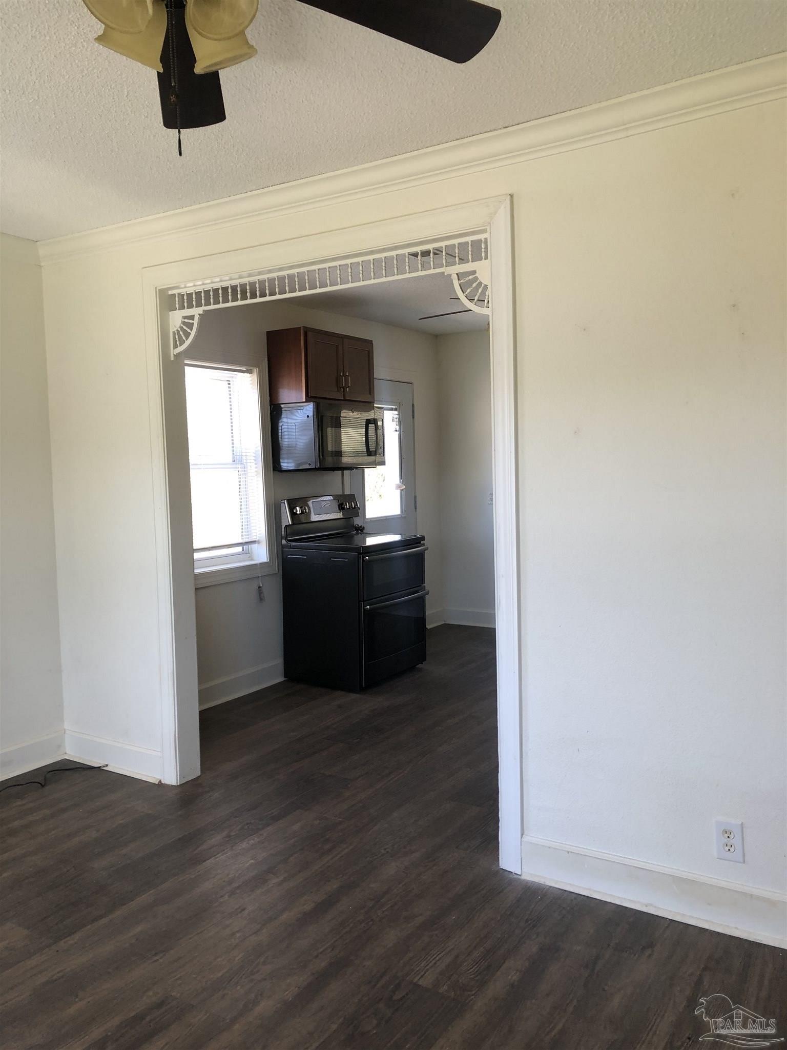 6307 Hogan Road Pensacola, FL 32526 - Photo 6 of 33 Gallery Image 6