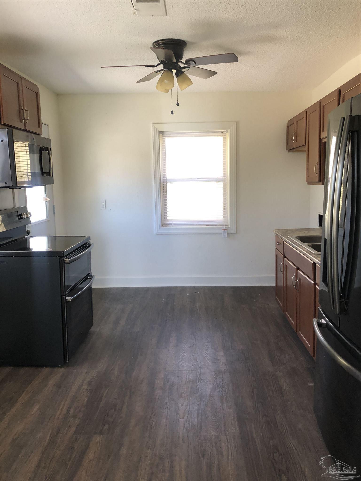 6307 Hogan Road Pensacola, FL 32526 - Photo 10 of 33 Gallery Image 10