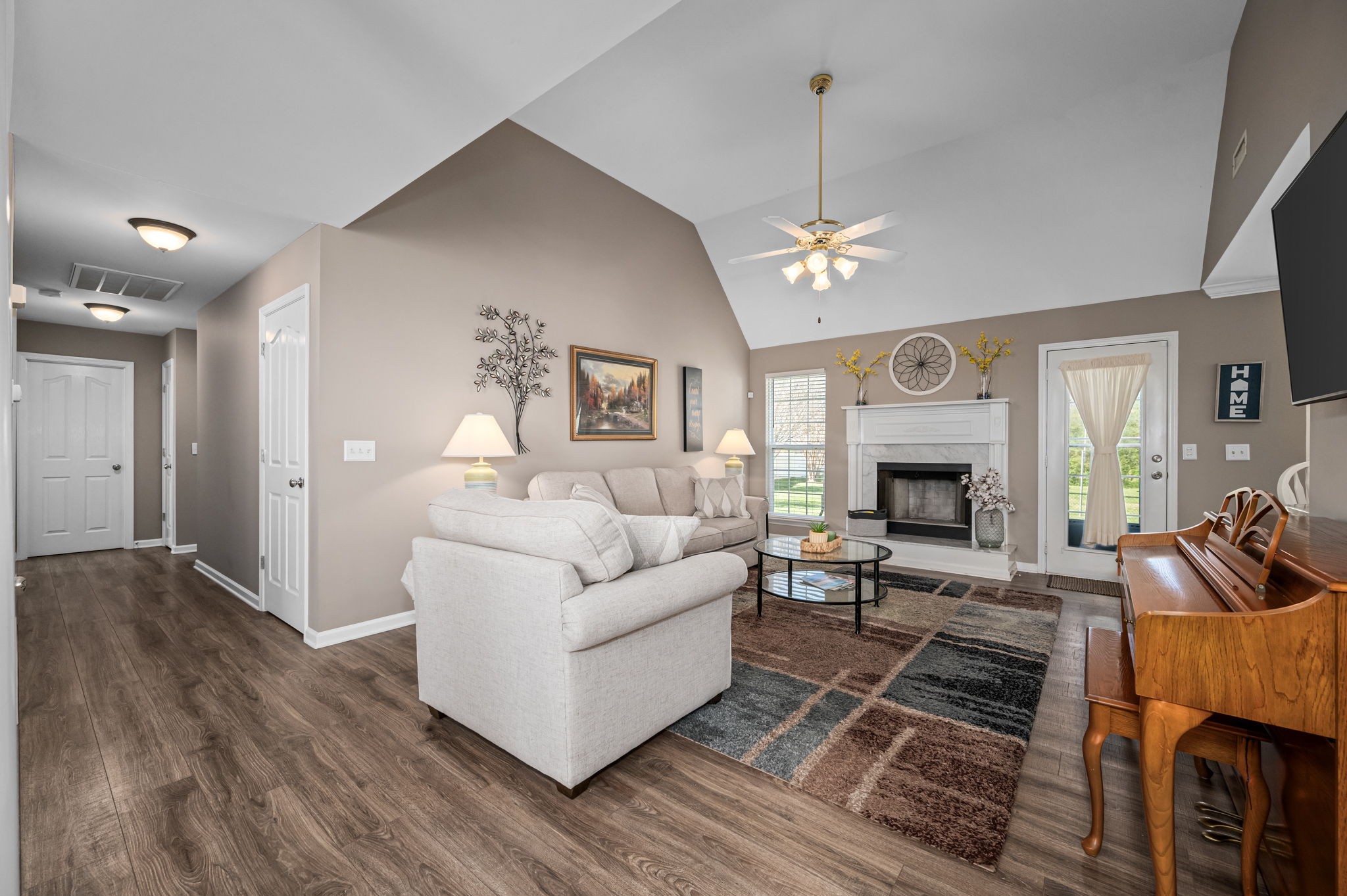 110 Silverstone Drive Murfreesboro, TN 37130 - Photo 4 of 40