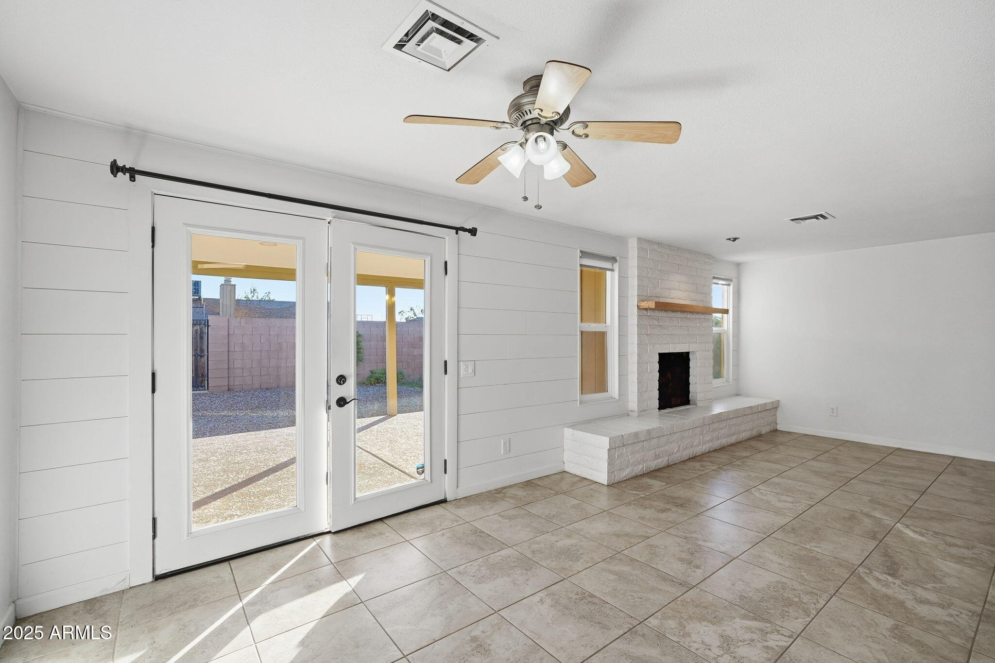 1513 West Colt Road Chandler, AZ 85224 - Photo 5 of 31 006_ListerPros