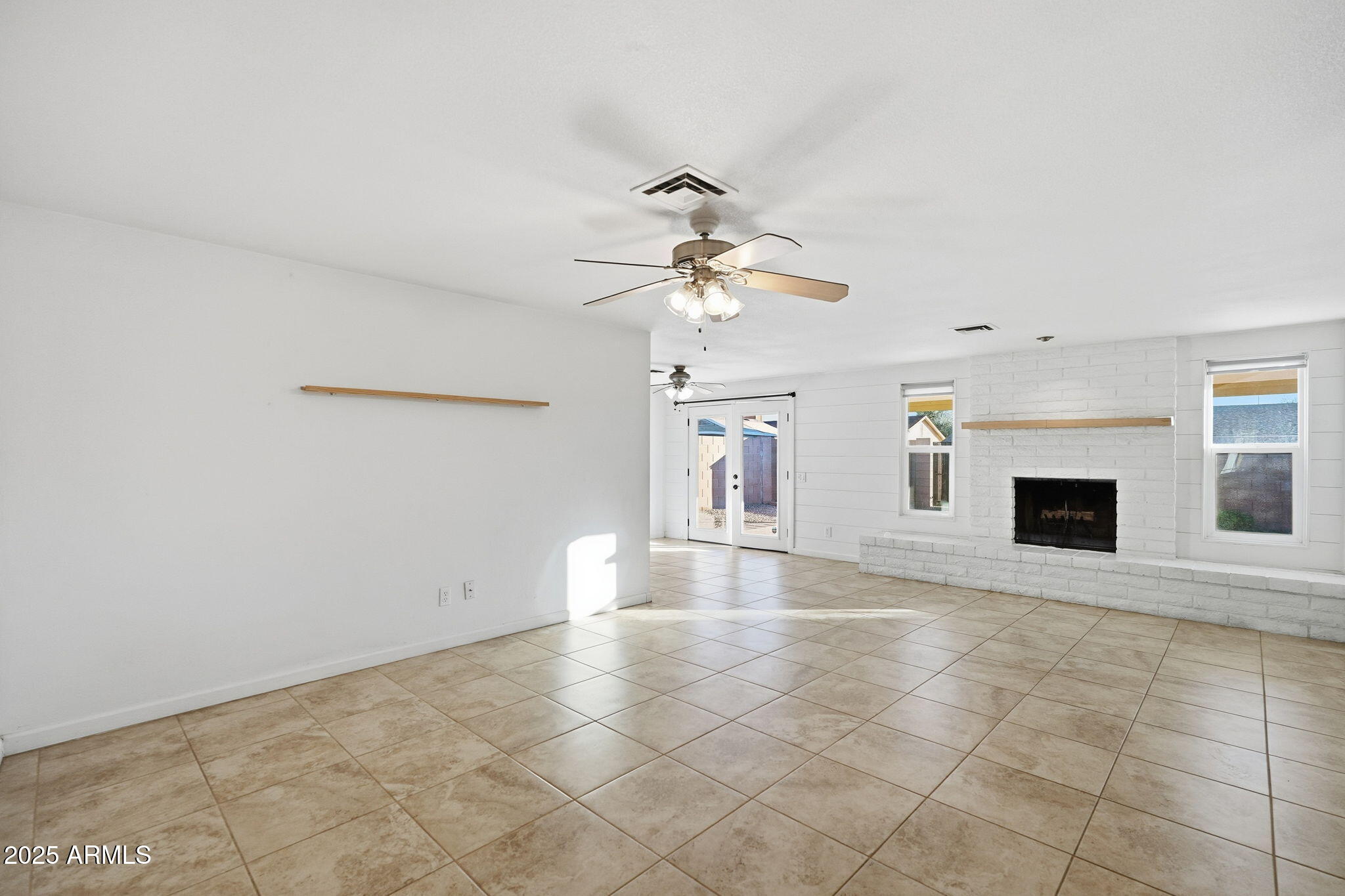 1513 West Colt Road Chandler, AZ 85224 - Photo 6 of 31 007_ListerPros