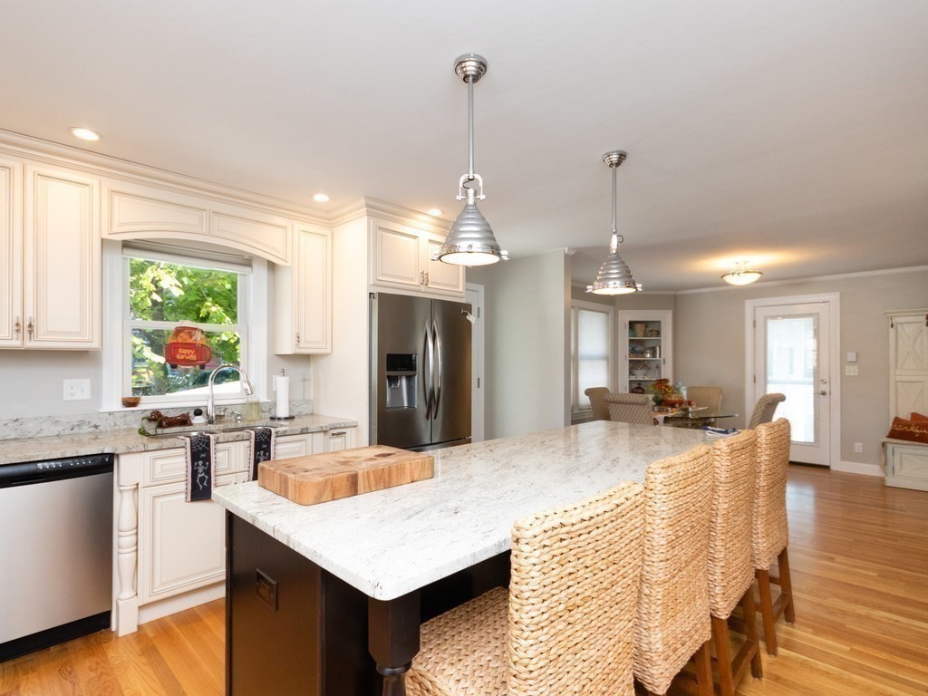 123 Crabtree Road Quincy, MA 02171 - Photo 10 of 42 Gallery Image 10