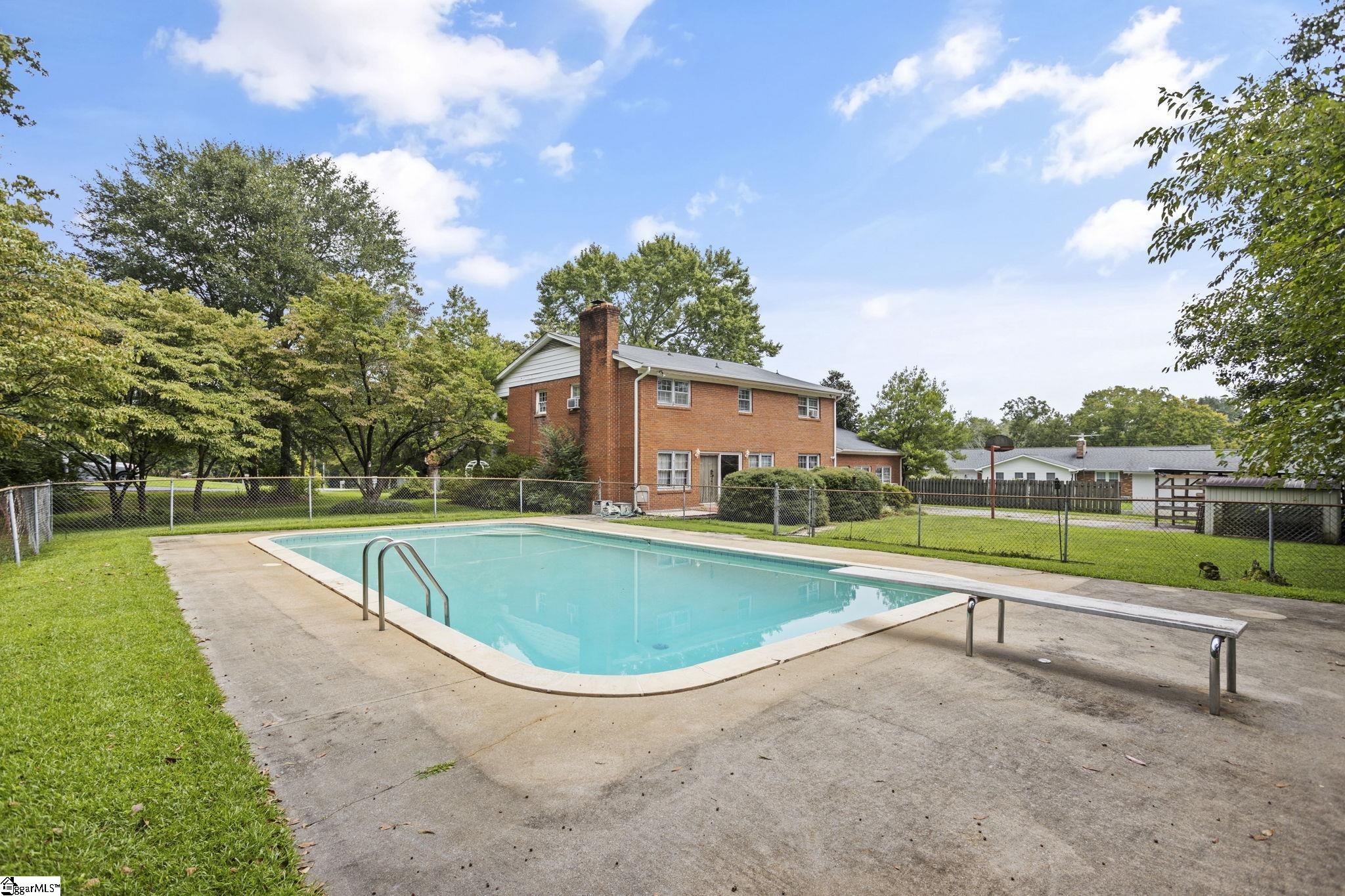 132 Avalon Circle Easley, SC 29640 - Photo 2 of 21