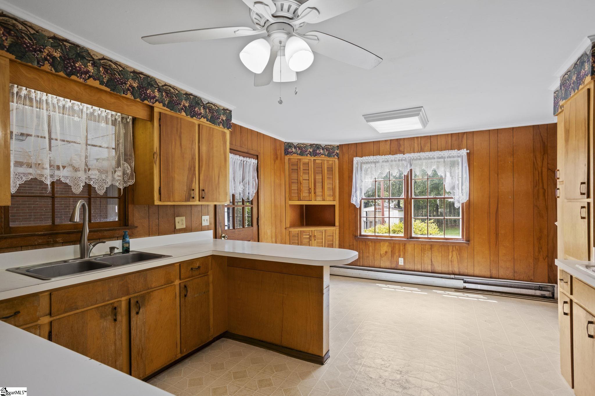 132 Avalon Circle Easley, SC 29640 - Photo 6 of 21