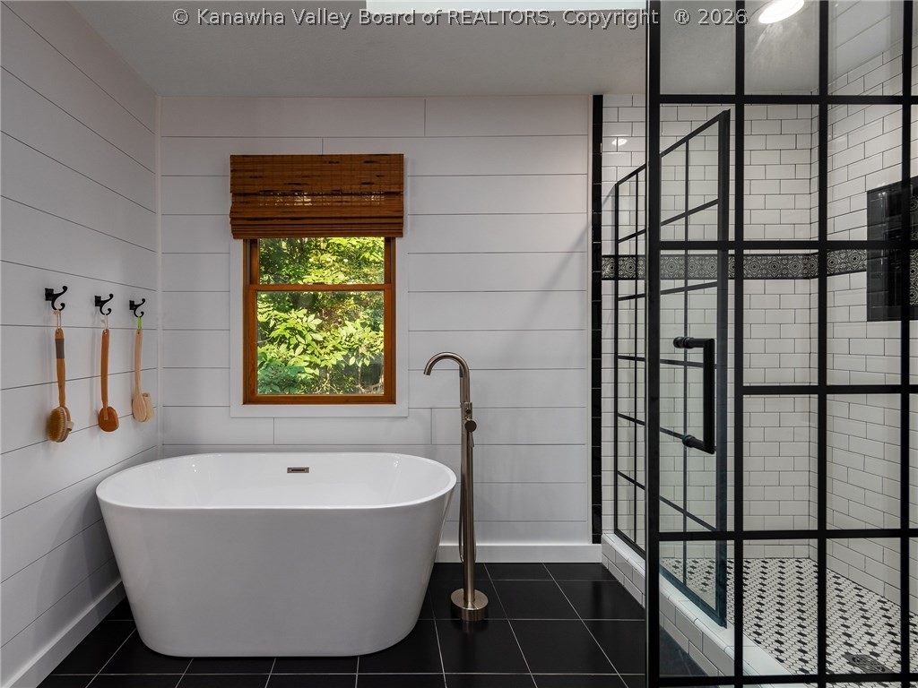 88 Fox Run Road Hurricane, WV 25526 - Photo 16 of 28 Gallery Image 16