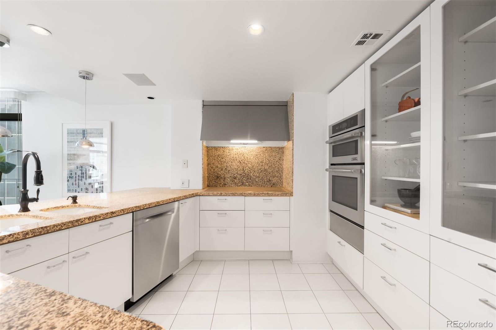 1777 Larimer Street, Unit 710 Denver, CO 80202 - Photo 13 of 47