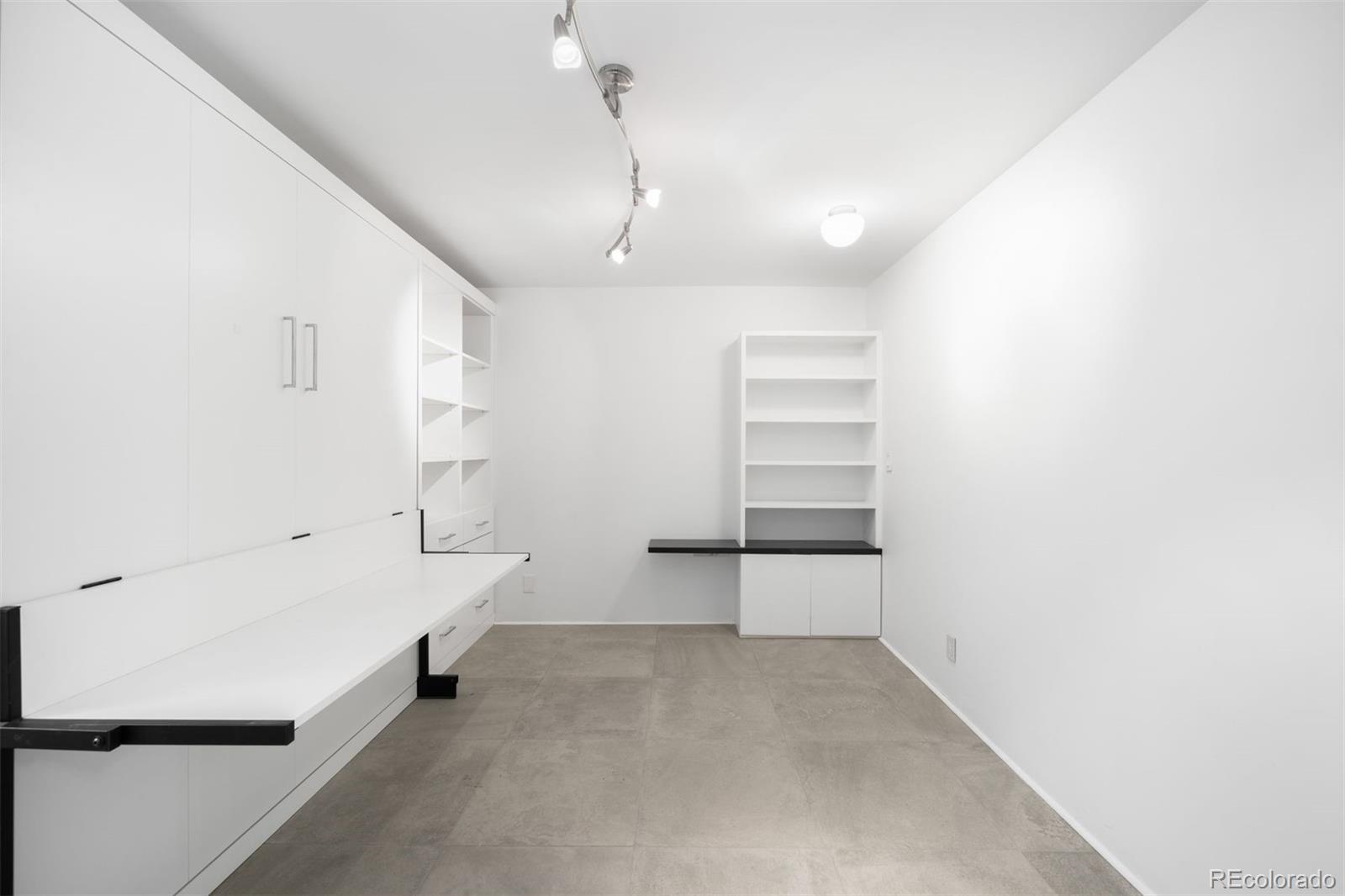 1777 Larimer Street, Unit 710 Denver, CO 80202 - Photo 18 of 47 a view of an empty room