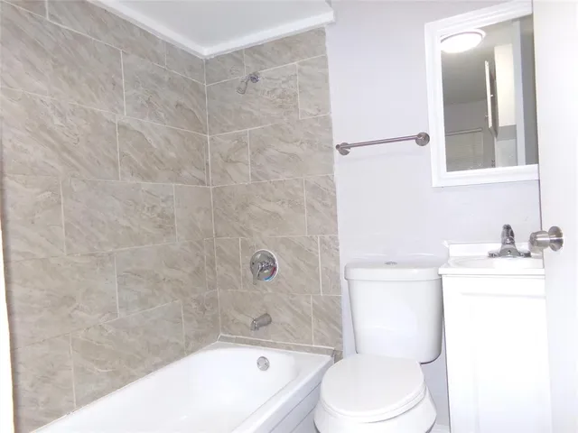 $1,995 | 1515 South Vernon Avenue, Dallas, TX 75224