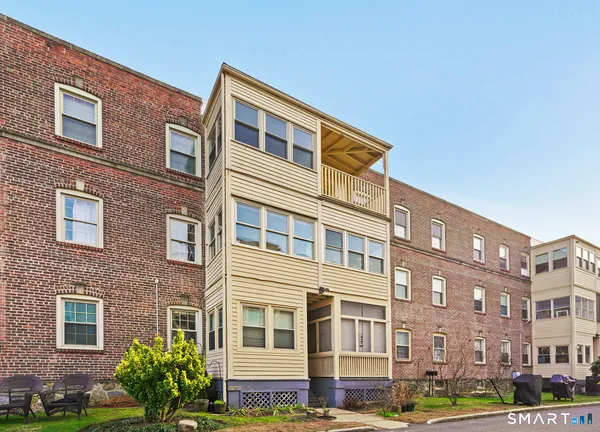 $249,900 | 27 Nash Lane, Unit 5, Bridgeport, CT 06605