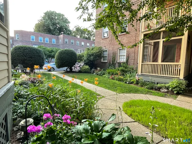 $249,900 | 27 Nash Lane, Unit 5, Bridgeport, CT 06605