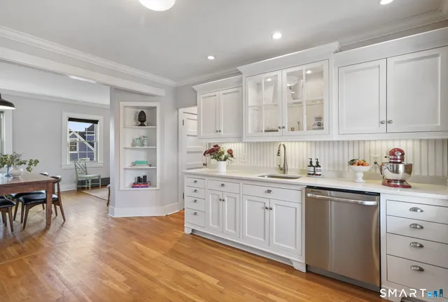 $249,900 | 27 Nash Lane, Unit 5, Bridgeport, CT 06605