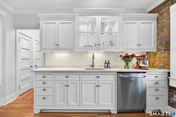 $249,900 | 27 Nash Lane, Unit 5, Bridgeport, CT 06605