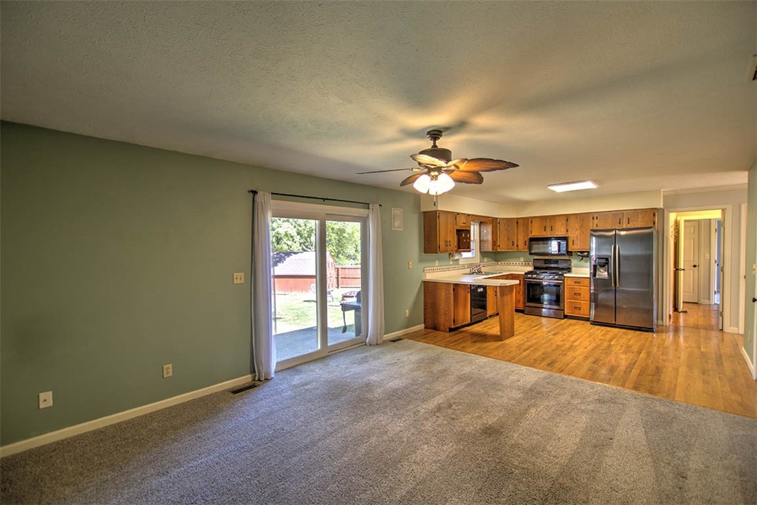 520 Elm Street Mount Zion, IL 62549 - Photo 8 of 23