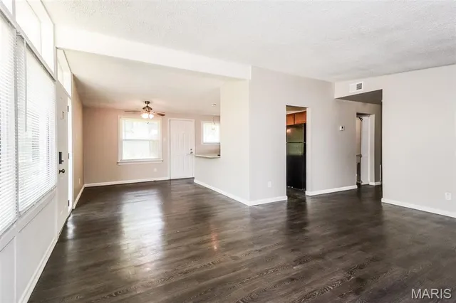 $1,495 | 100 Taney Drive, Florissant, MO 63033