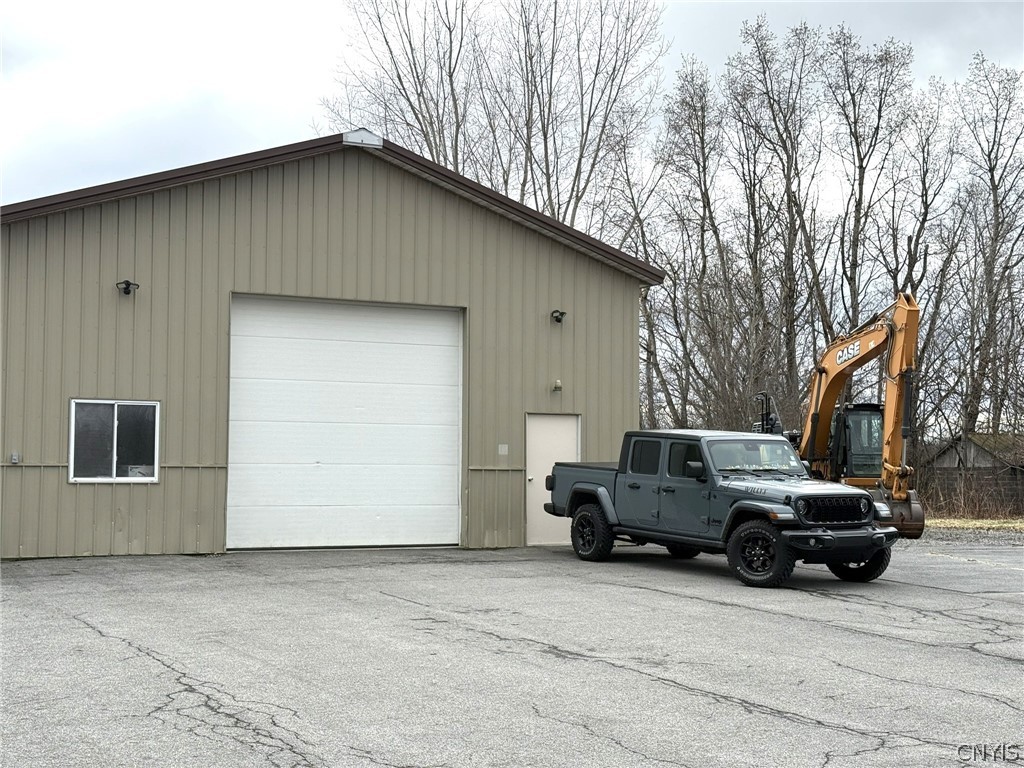 4944 Verplank Road Clay, NY 13041 - Photo 3 of 22