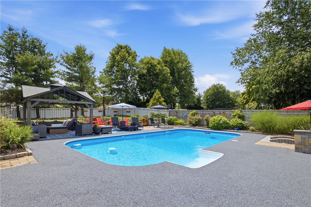 83 Fairhaven Road Cumberland, RI 02864 - Photo 35 of 50