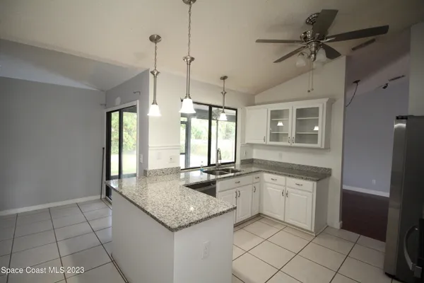$1,950 | 1009 Fairplay Avenue Northwest, Palm Bay, FL 32907