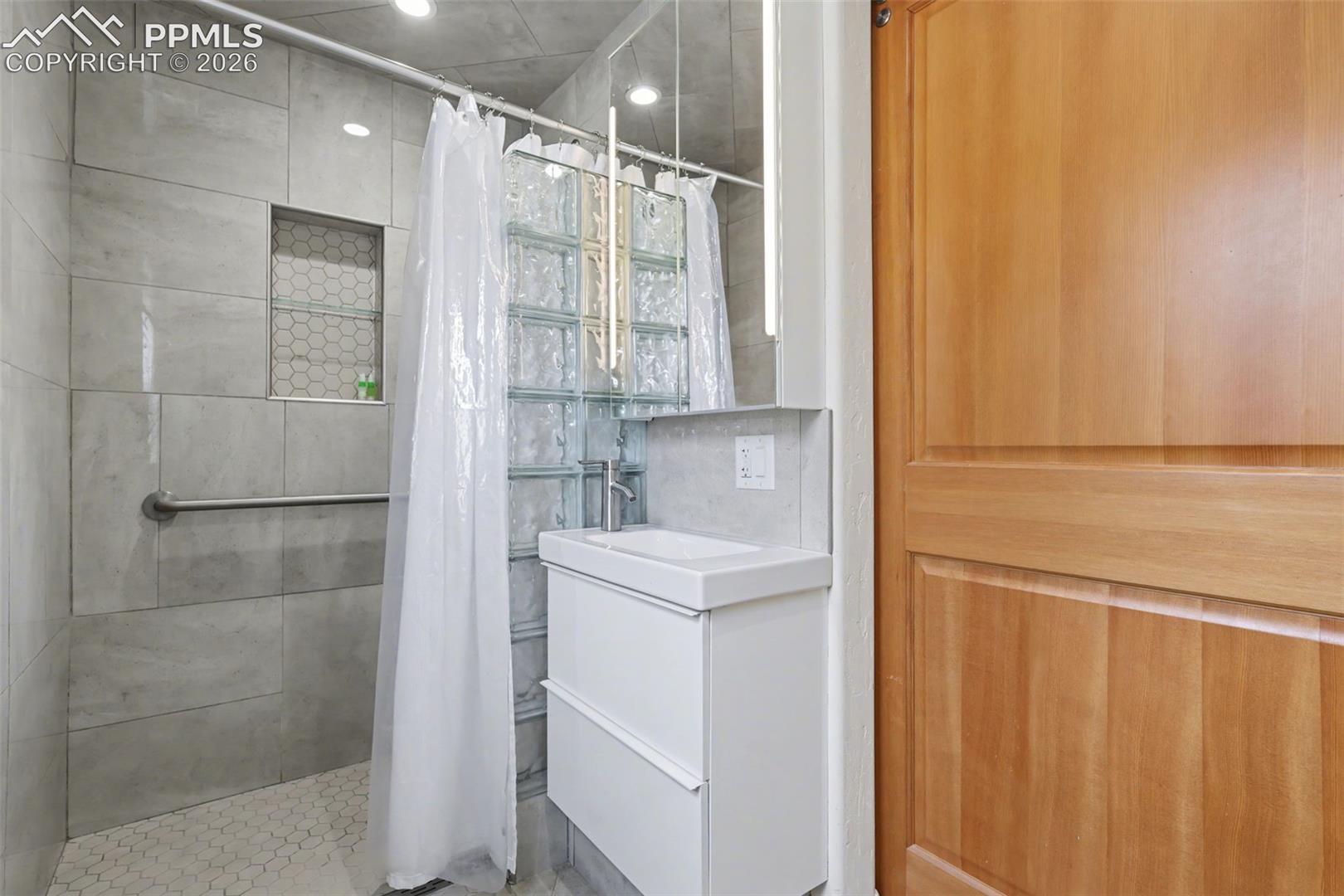 1702 1/2 West Cheyenne Road Colorado Springs, CO 80906 - Photo 19 of 29 Gallery Image 19