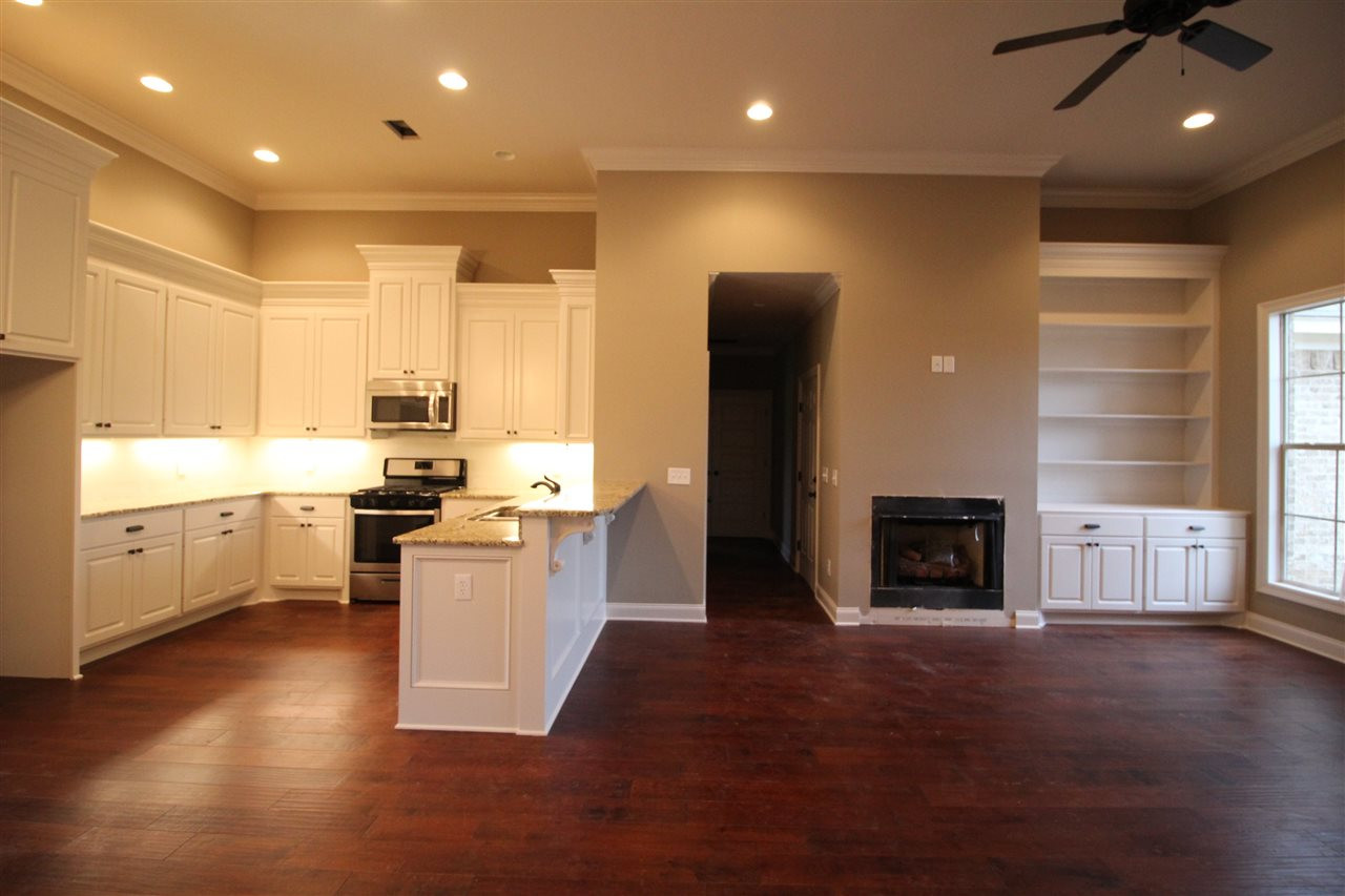 450 Greenfield Ridge Circle Brandon, MS 39042 - Photo 2 of 10 Photo 2