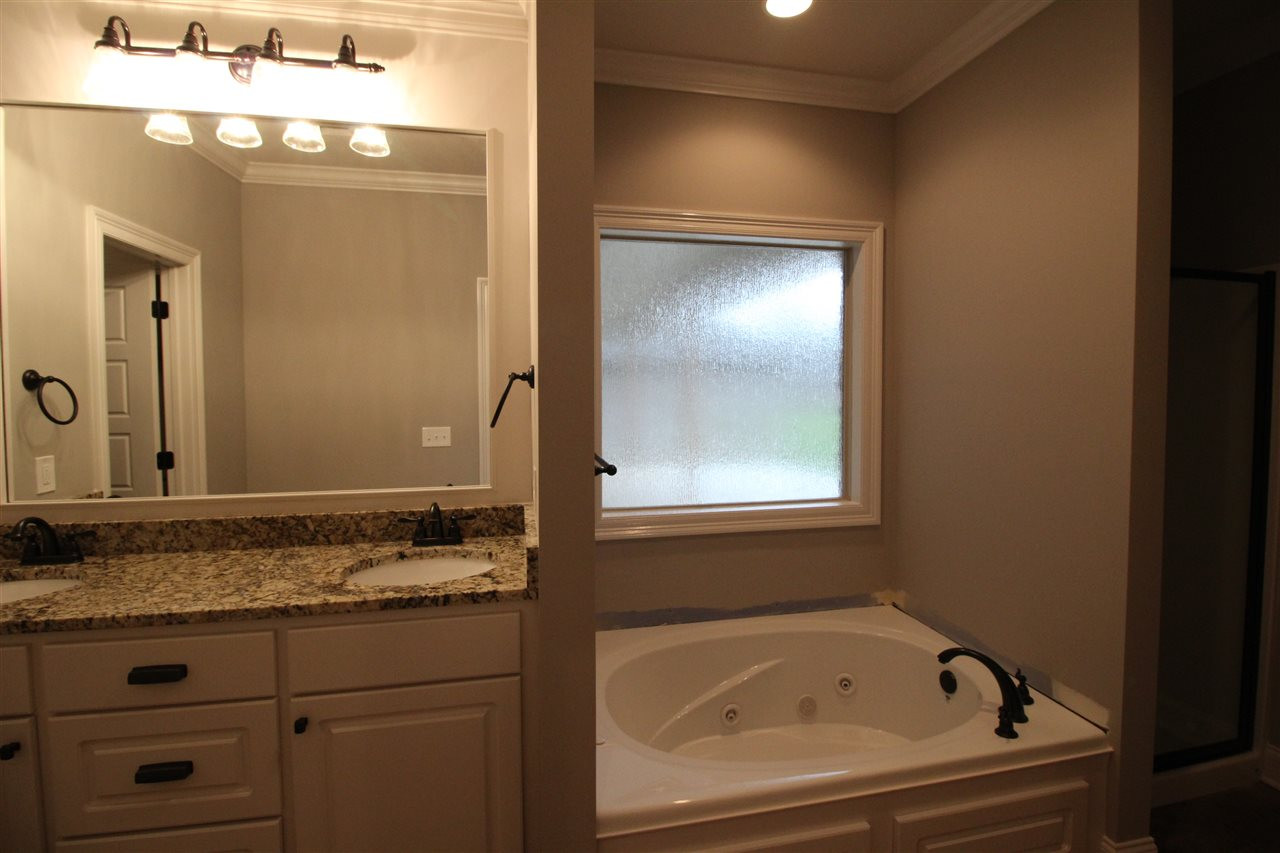 450 Greenfield Ridge Circle Brandon, MS 39042 - Photo 6 of 10 Photo 6