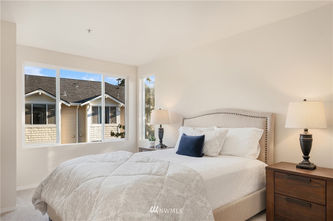 11914 Northeast 163rd Place Bothell, WA 98011 - Photo 13 of 28