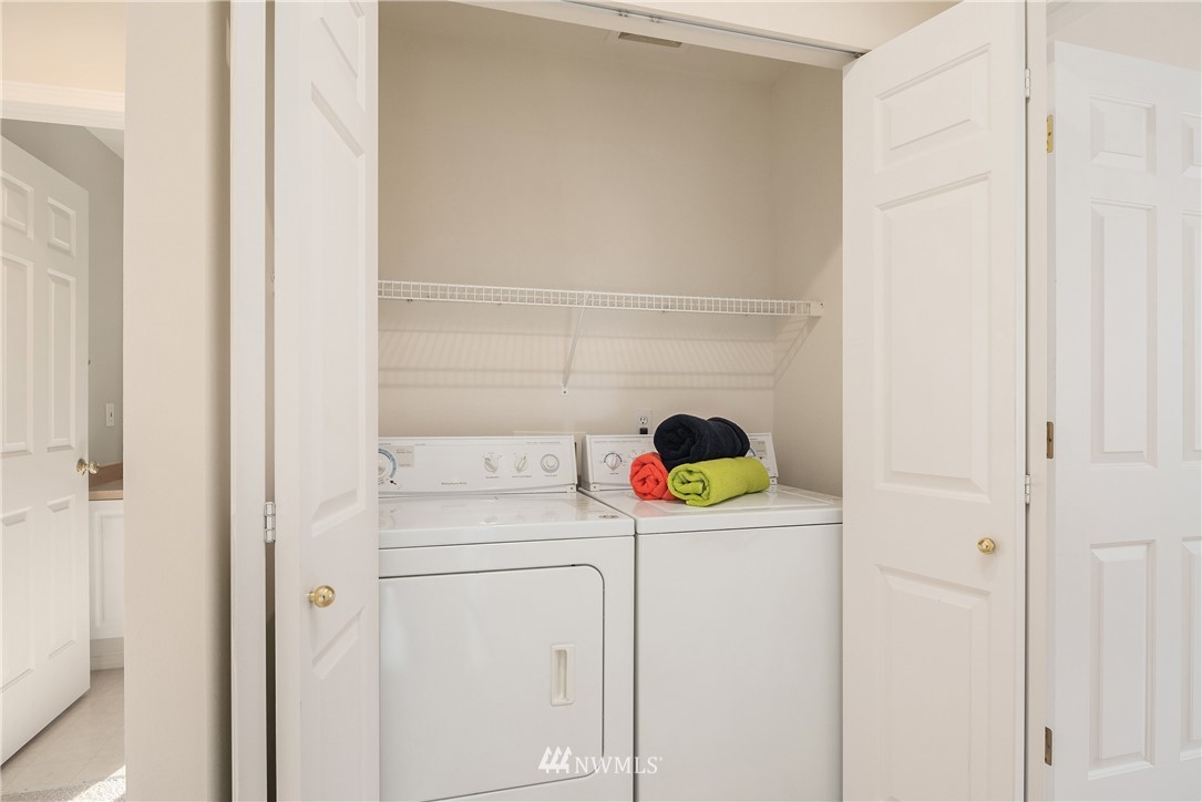 11914 Northeast 163rd Place Bothell, WA 98011 - Photo 20 of 28