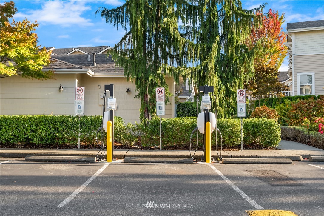11914 Northeast 163rd Place Bothell, WA 98011 - Photo 27 of 28