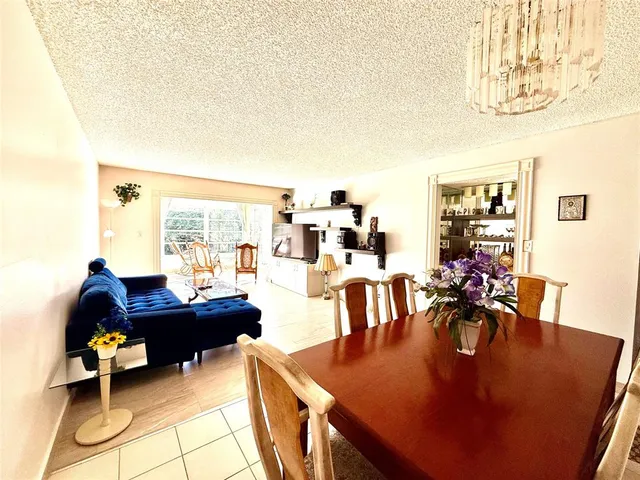 $2,100 | 9440 Southwest 8th Street, Unit 308, Boca Raton, FL 33428