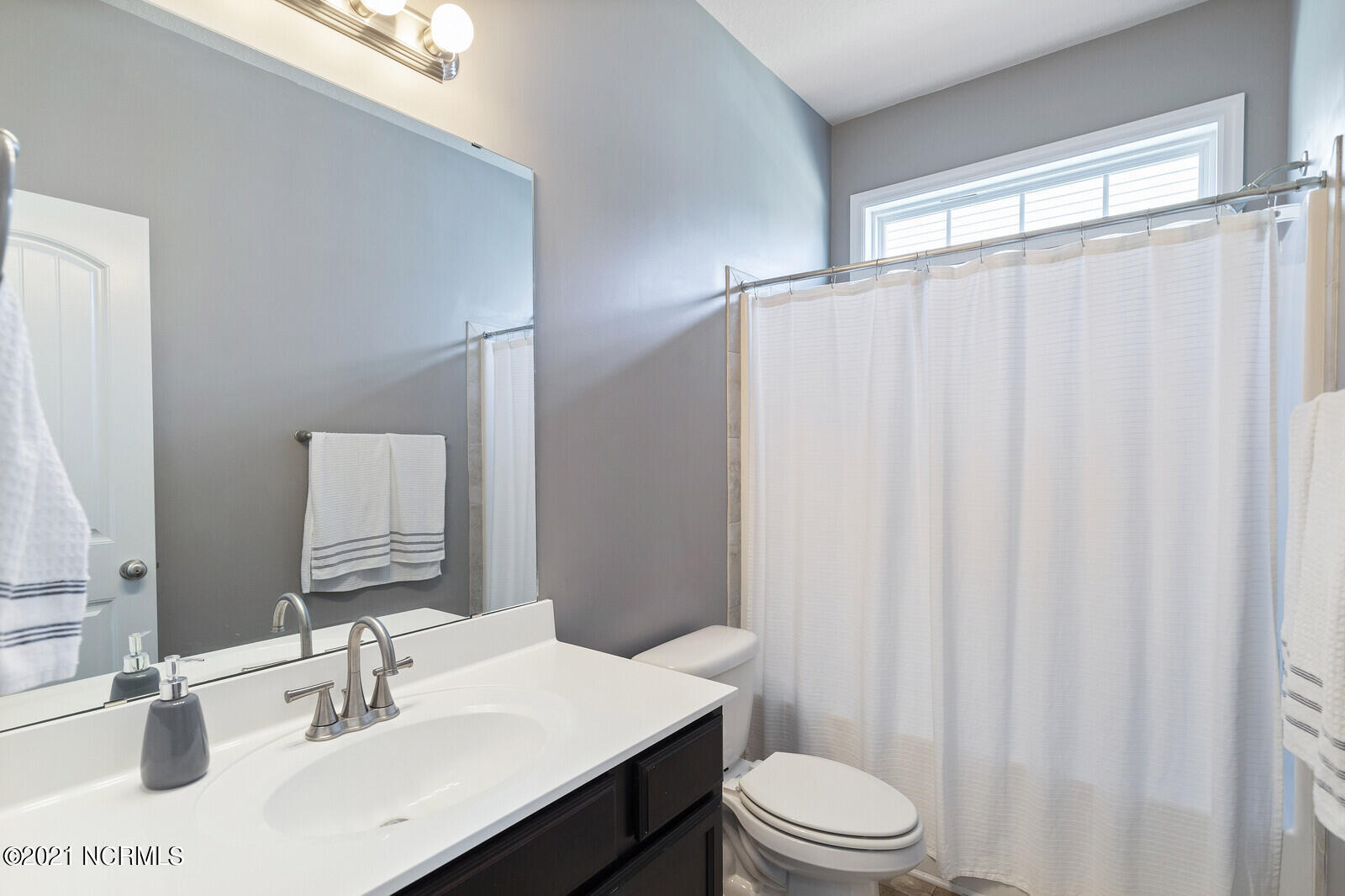 307 Frisco Way Holly Ridge, NC 28445 - Photo 30 of 51 Guest Bath