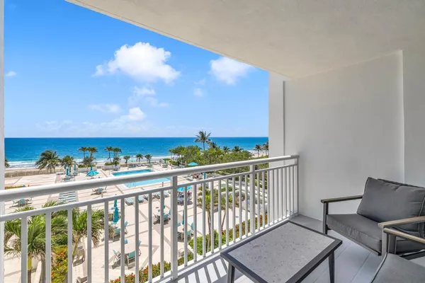 $5,000 | 1620 South Ocean Boulevard, Unit 5M, Lauderdale-by-the-Sea, FL 33062
