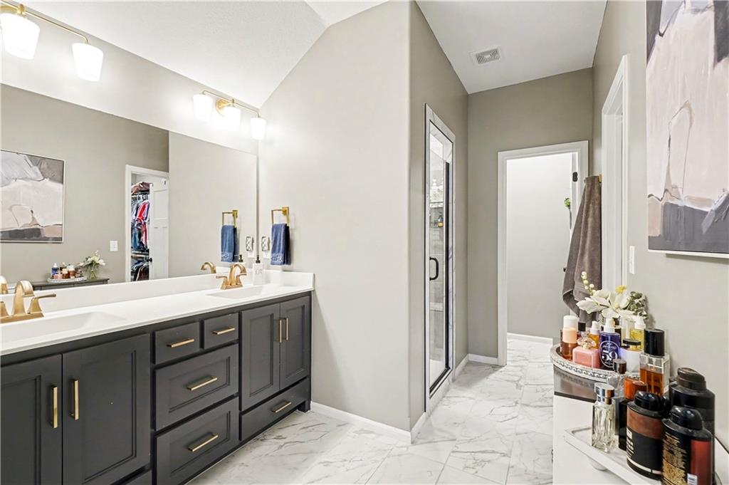 19935 West 221st Street Spring Hill, KS 66083 - Photo 18 of 36