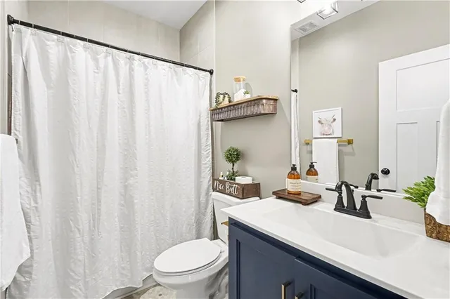 $475,000 | 19935 West 221st Street, Spring Hill, KS 66083