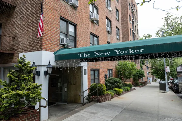 $199,999 | 103-25 68th Avenue, Unit 7L | Forest Hills Ward