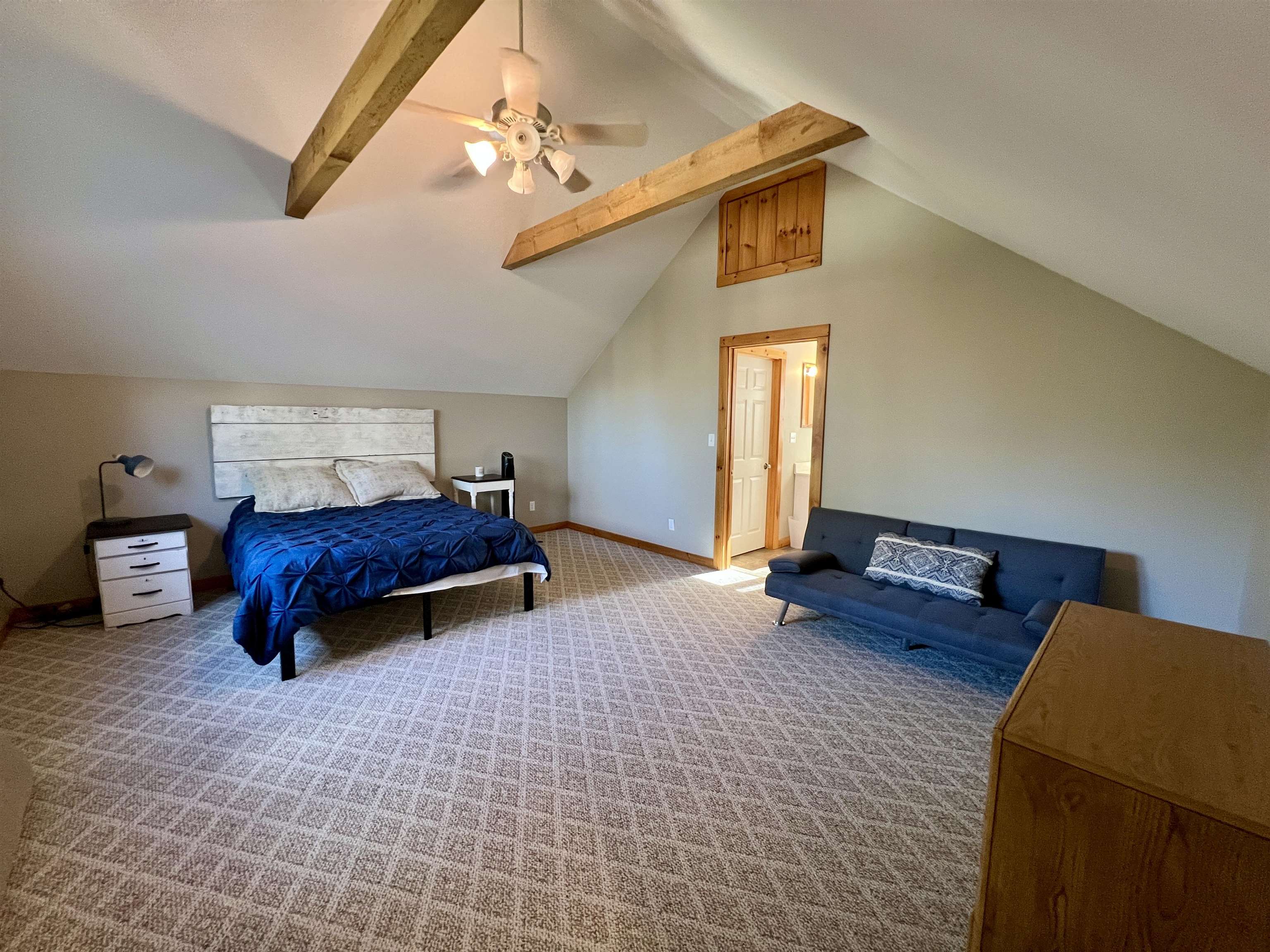 509 Silver Lane Wardsboro, VT 05360 - Photo 16 of 32
