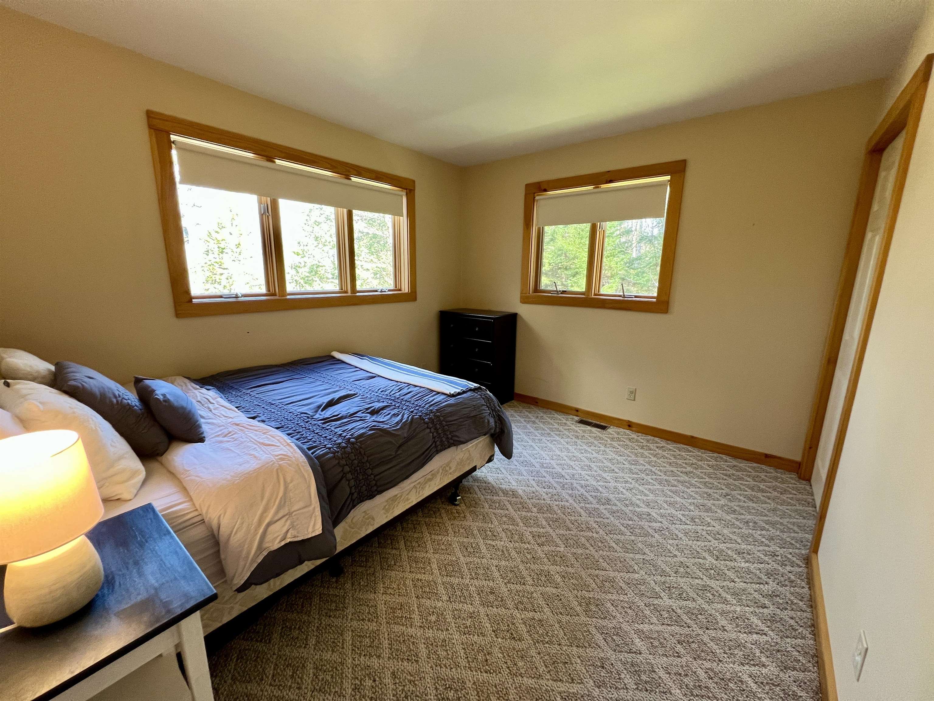 509 Silver Lane Wardsboro, VT 05360 - Photo 10 of 32