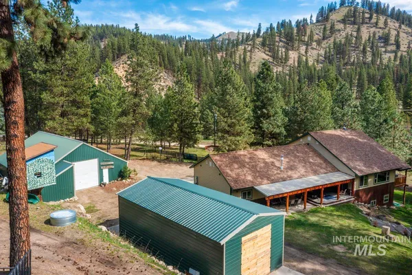 $1,250,000 | 182 Southfork Rd Garden Valley, Garden Valley, ID 83622