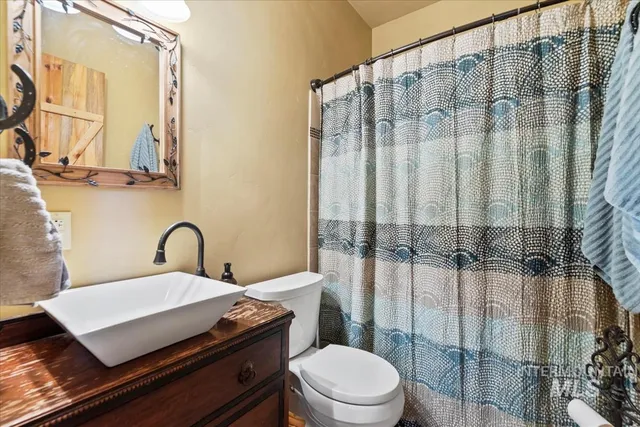 $1,400,000 | 182 Southfork Rd Garden Valley, Garden Valley, ID 83622