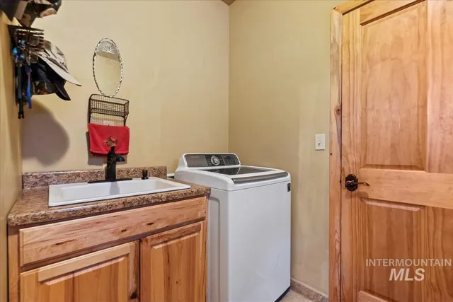 $1,400,000 | 182 Southfork Rd Garden Valley, Garden Valley, ID 83622