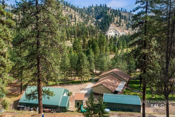 $1,250,000 | 182 Southfork Rd Garden Valley, Garden Valley, ID 83622