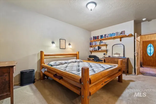 $1,400,000 | 182 Southfork Rd Garden Valley, Garden Valley, ID 83622