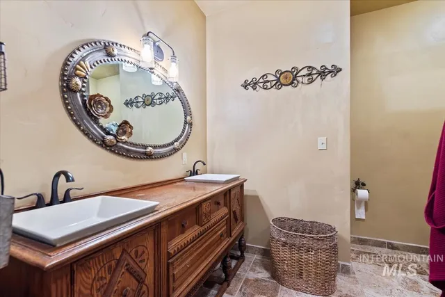 $1,375,000 | 182 Southfork Rd Garden Valley, Garden Valley, ID 83622