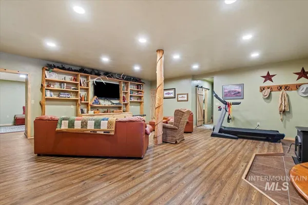 $1,250,000 | 182 Southfork Rd Garden Valley, Garden Valley, ID 83622