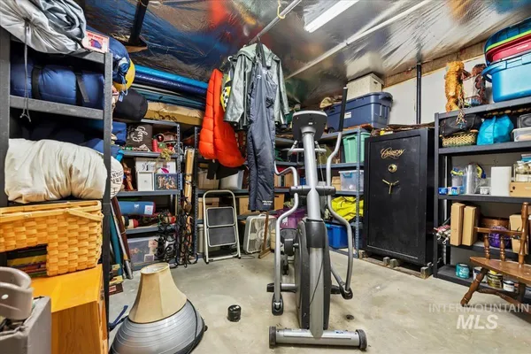 $1,250,000 | 182 Southfork Rd Garden Valley, Garden Valley, ID 83622