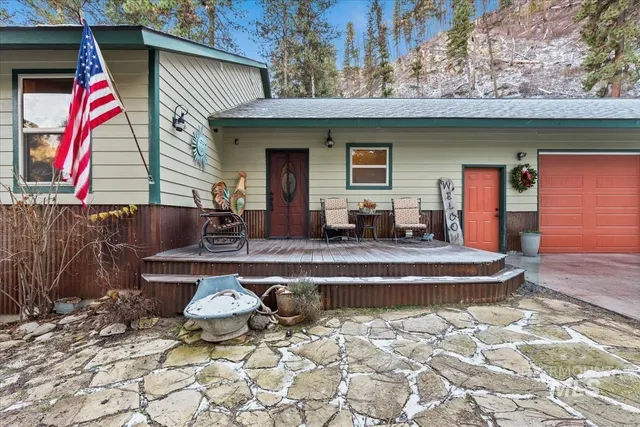 $1,400,000 | 182 Southfork Rd Garden Valley, Garden Valley, ID 83622